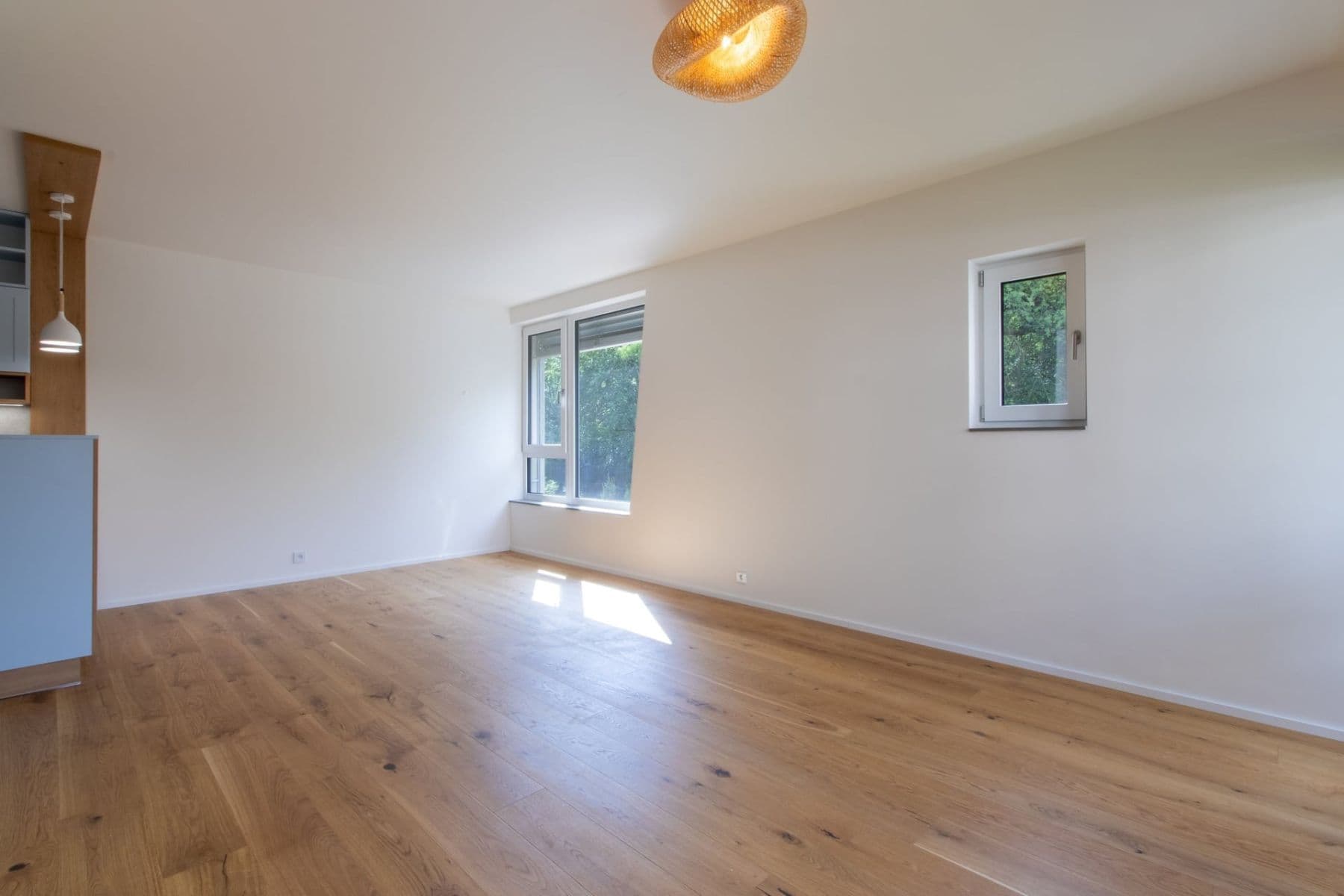 Prenájom bytu 3-izbový 82 m², U Komína, Praha, Praha Prenájom bytu 3-izbový 82 m², U Komína, Praha, Praha