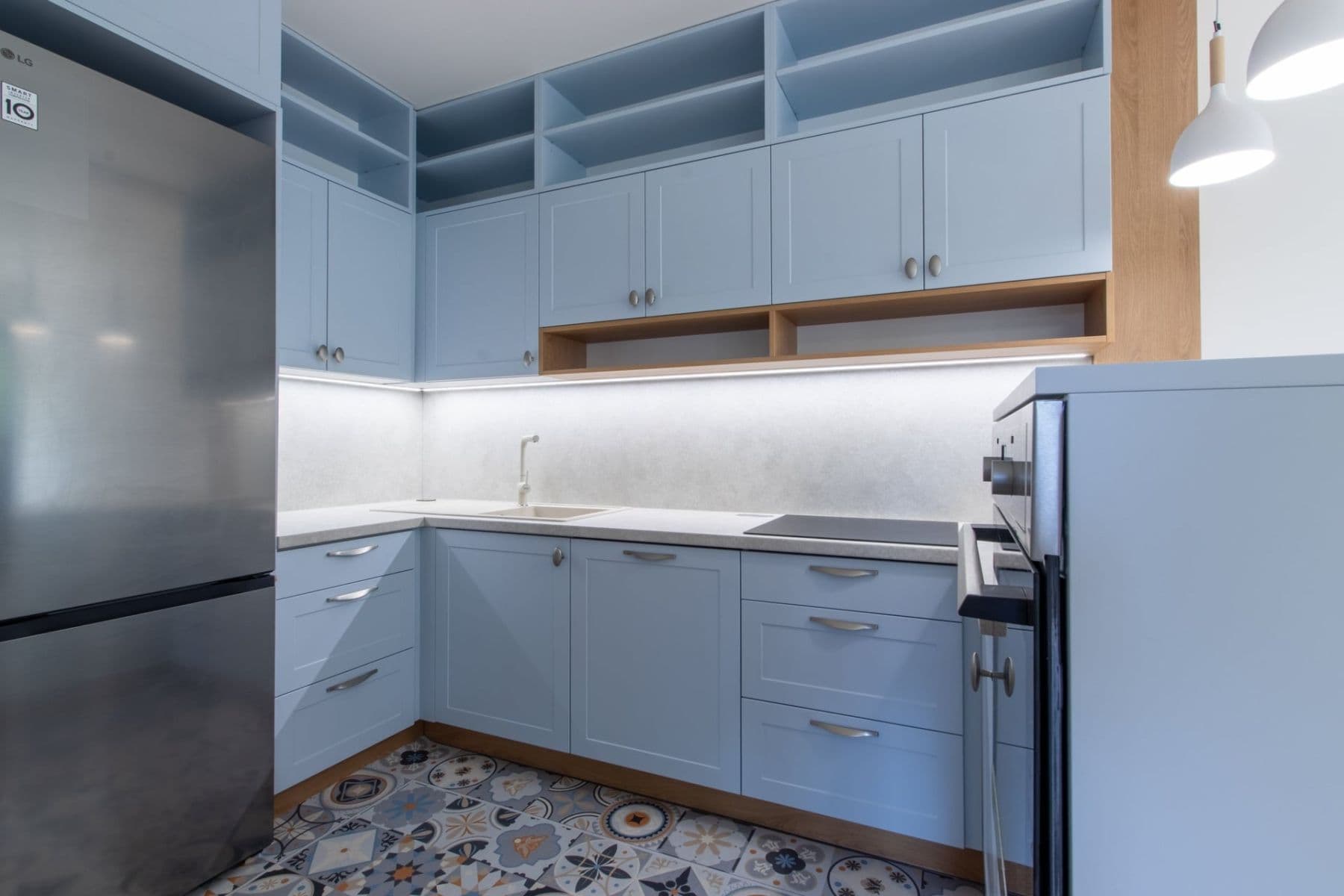Prenájom bytu 3-izbový 82 m², U Komína, Praha, Praha Prenájom bytu 3-izbový 82 m², U Komína, Praha, Praha