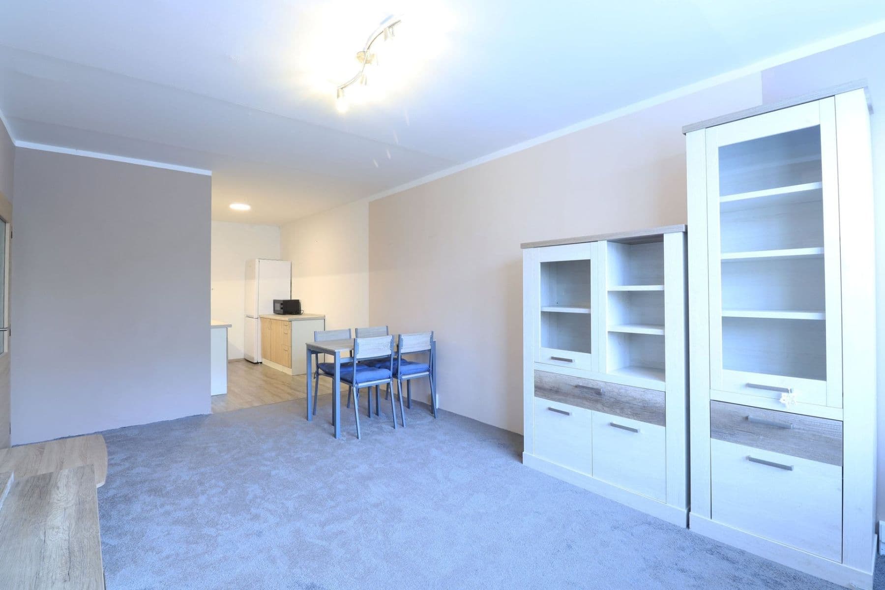 Prenájom bytu 3-izbový 66 m², Petýrkova, Praha, Praha Prenájom bytu 3-izbový 66 m², Petýrkova, Praha, Praha