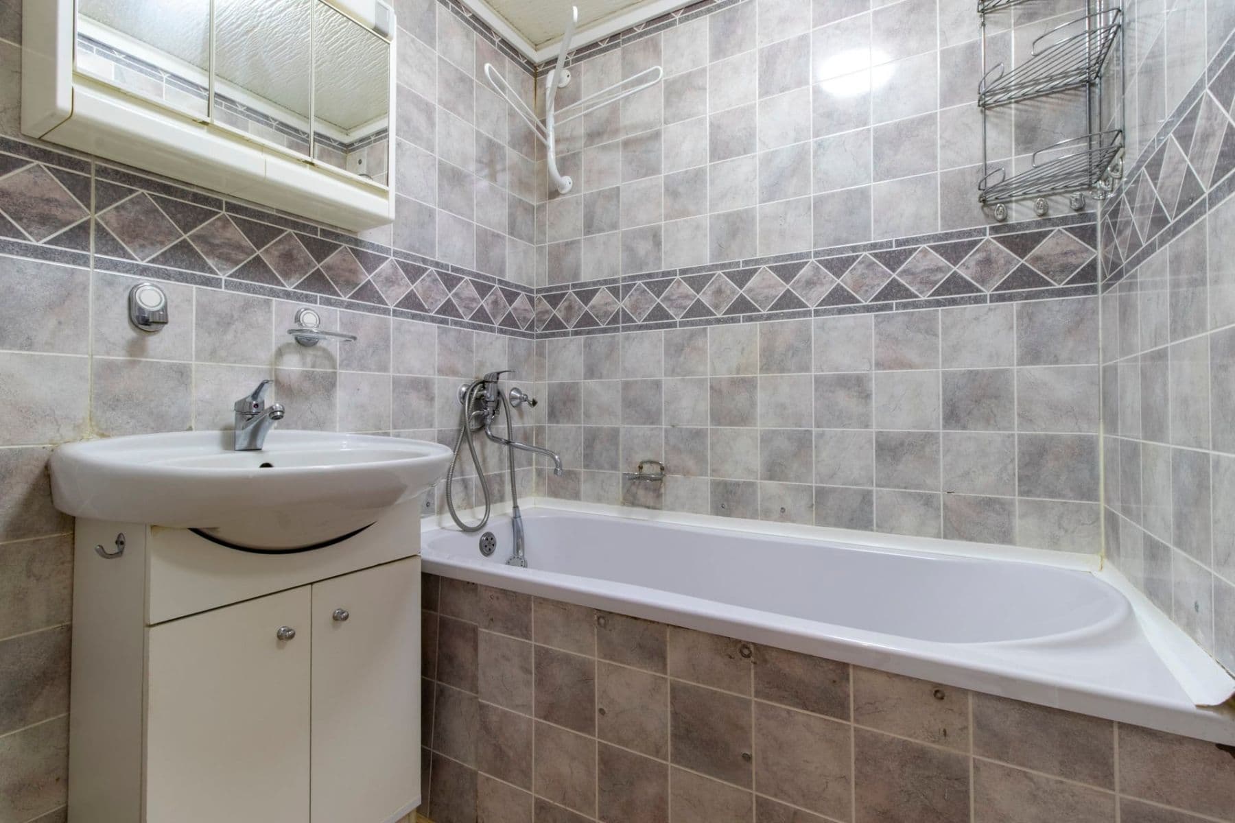 Prenájom bytu 4-izbový 62 m², Jílovská, Praha, Praha Prenájom bytu 4-izbový 62 m², Jílovská, Praha, Praha