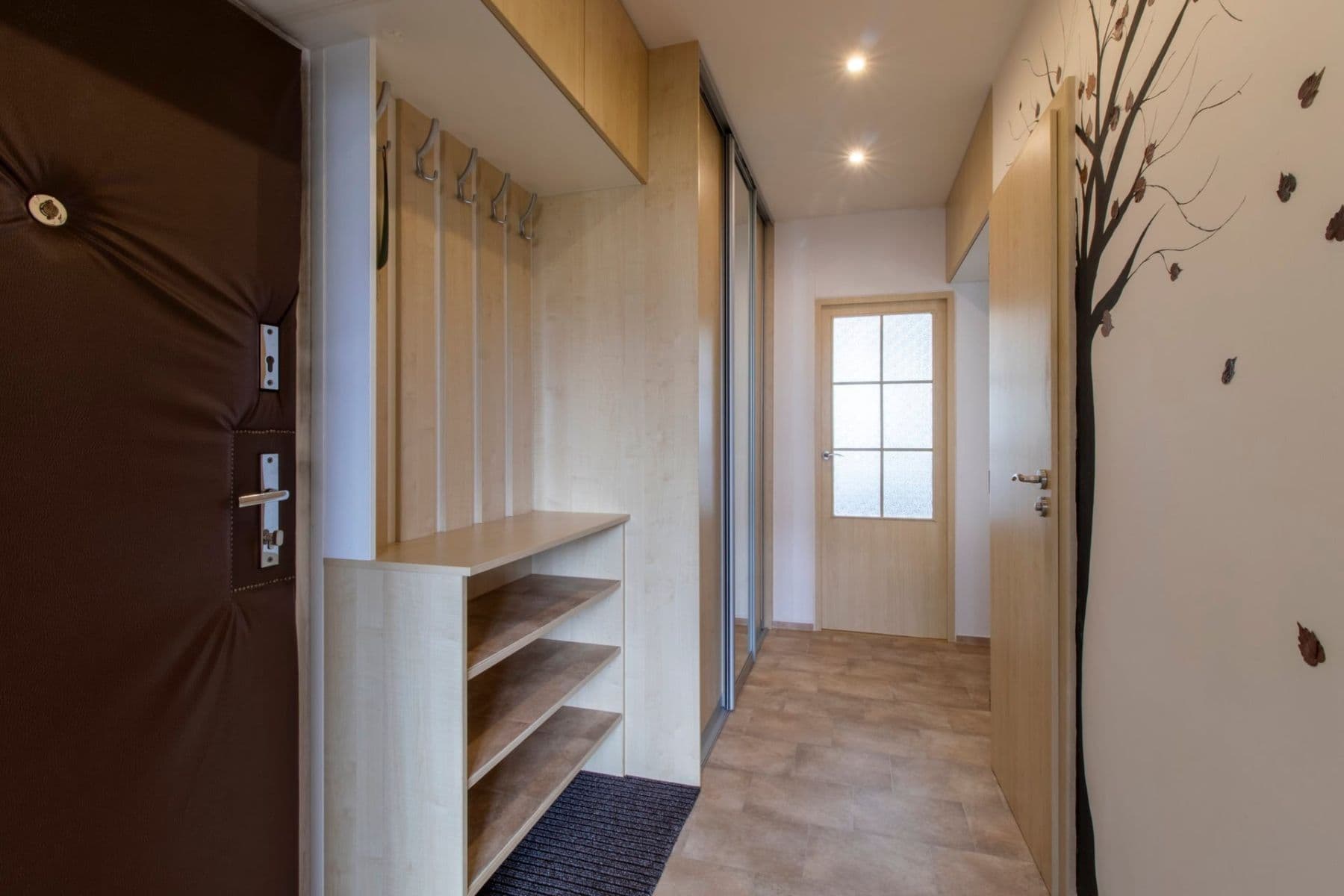 Prenájom bytu 4-izbový 62 m², Jílovská, Praha, Praha Prenájom bytu 4-izbový 62 m², Jílovská, Praha, Praha