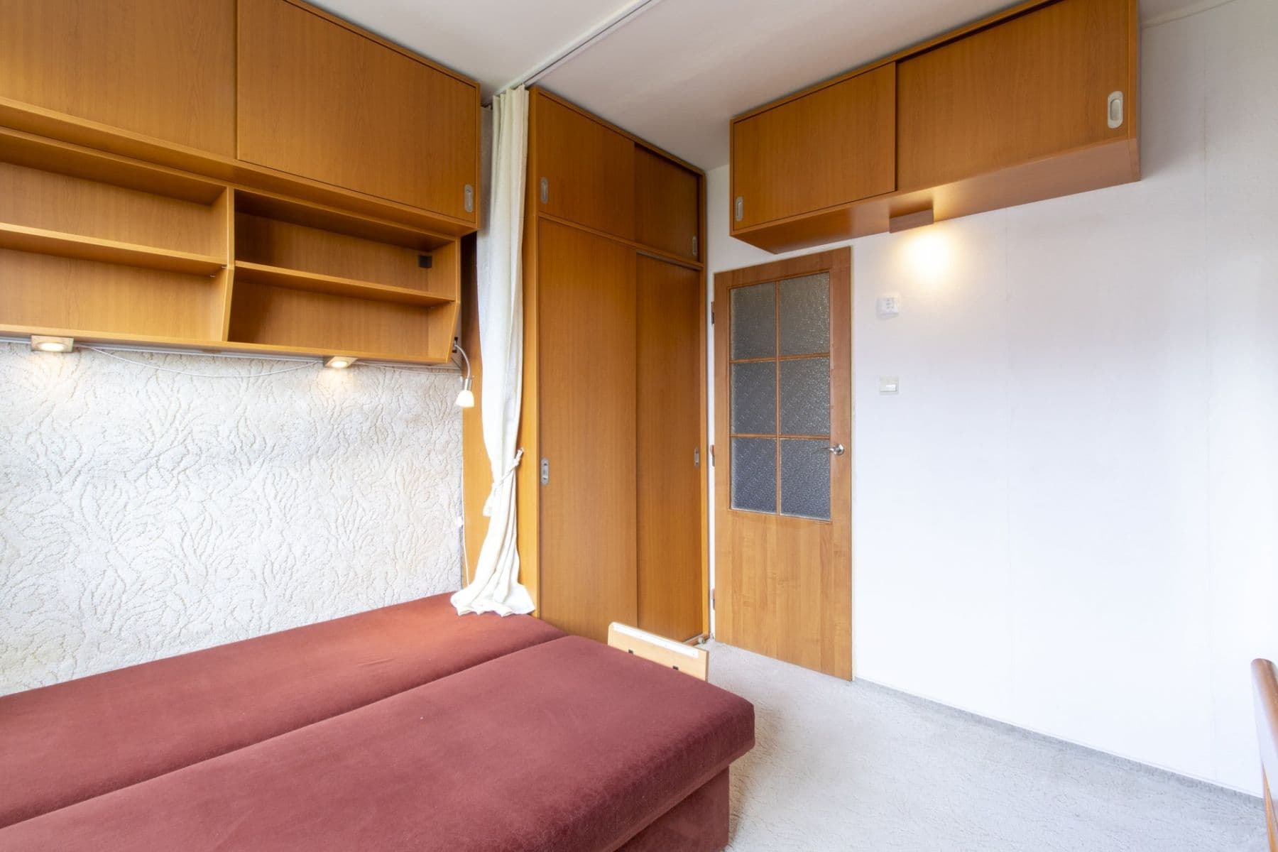 Prenájom bytu 4-izbový 62 m², Jílovská, Praha, Praha Prenájom bytu 4-izbový 62 m², Jílovská, Praha, Praha