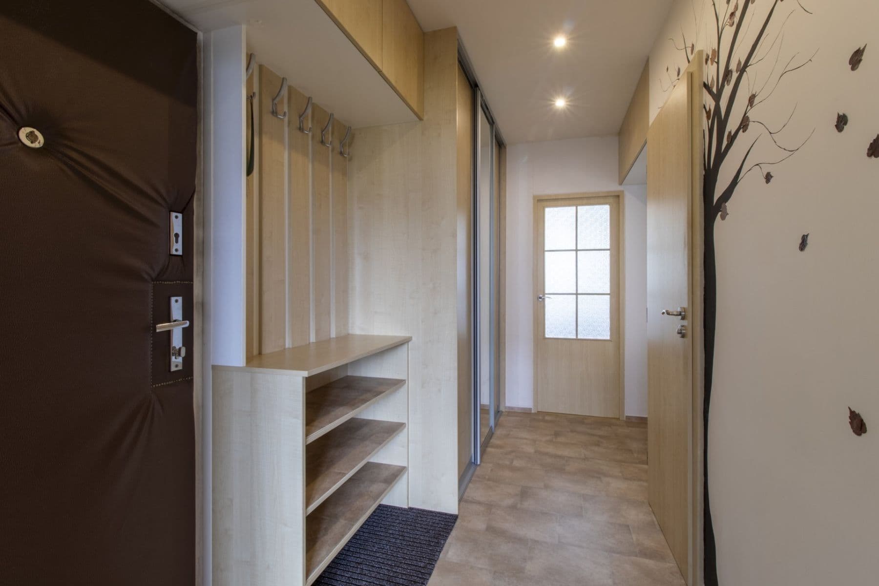 Prenájom bytu 4-izbový 62 m², Jílovská, Praha, Praha Prenájom bytu 4-izbový 62 m², Jílovská, Praha, Praha
