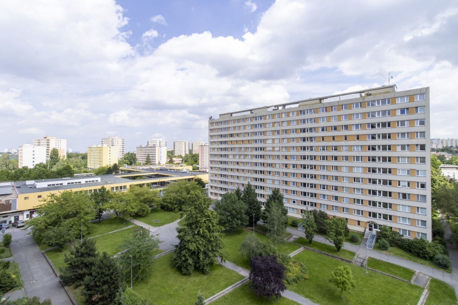 Prenájom bytu 4-izbový 62 m², Jílovská, Praha, Praha Prenájom bytu 4-izbový 62 m², Jílovská, Praha, Praha