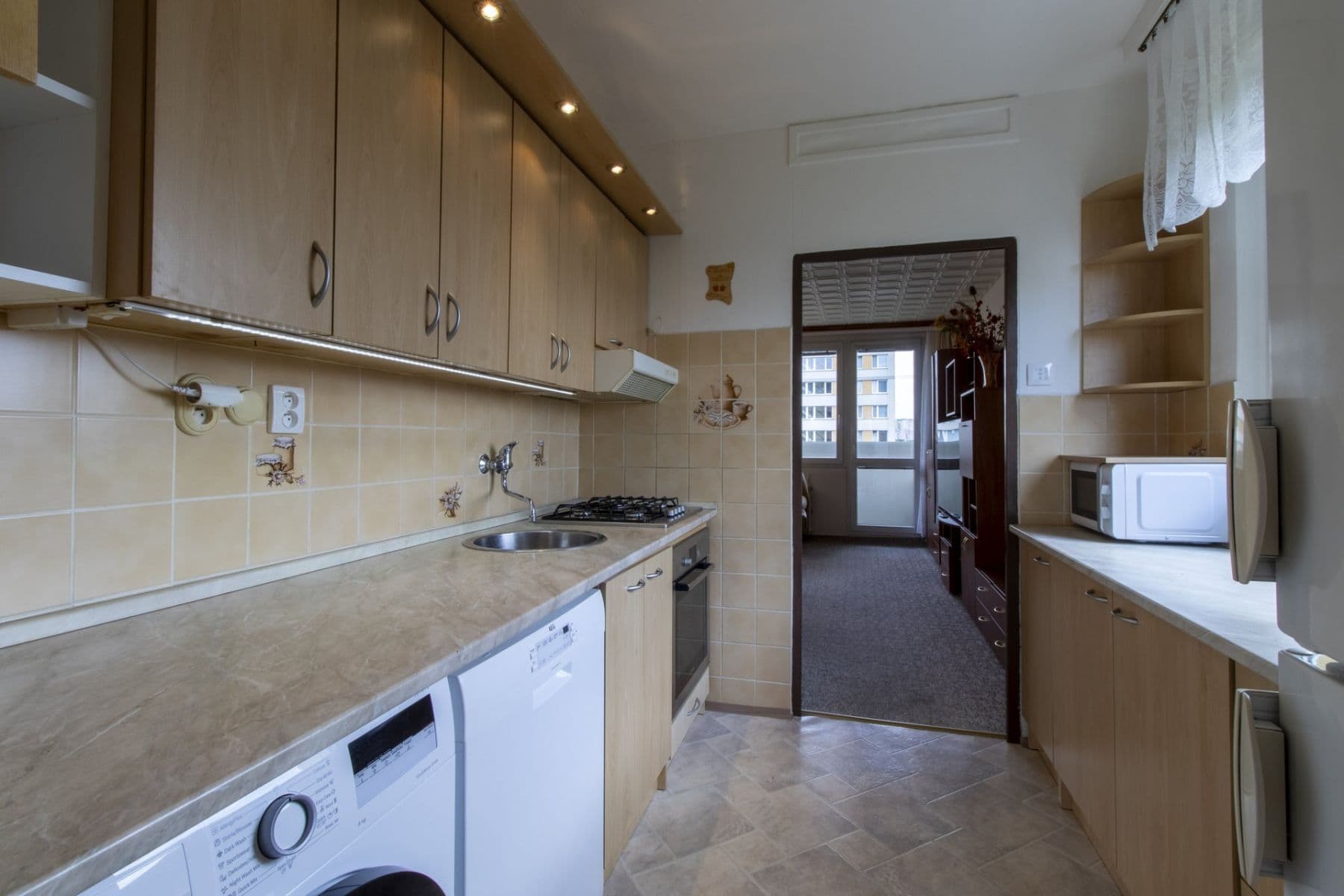 Prenájom bytu 4-izbový 62 m², Jílovská, Praha, Praha Prenájom bytu 4-izbový 62 m², Jílovská, Praha, Praha