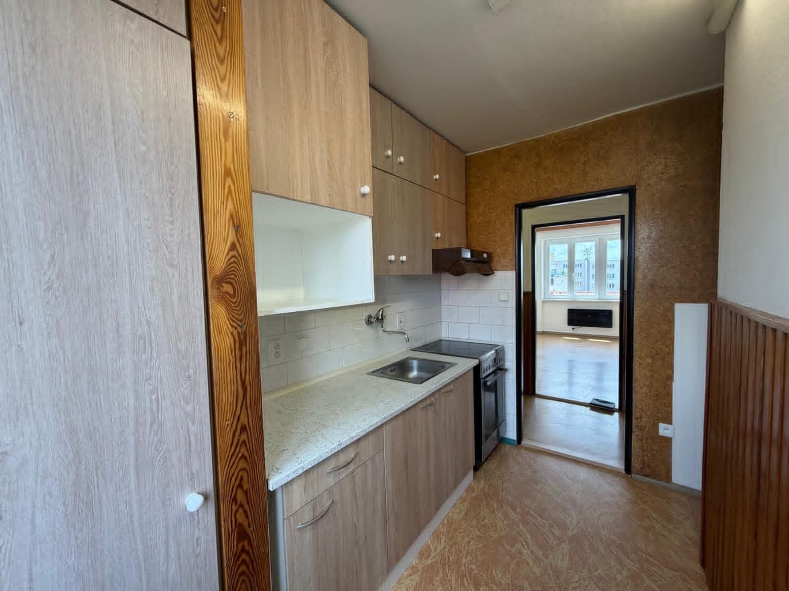 Prenájom bytu 3-izbový 65 m², Horova, Říčany, Středočeský kraj Prenájom bytu 3-izbový 65 m², Horova, Říčany, Středočeský kraj