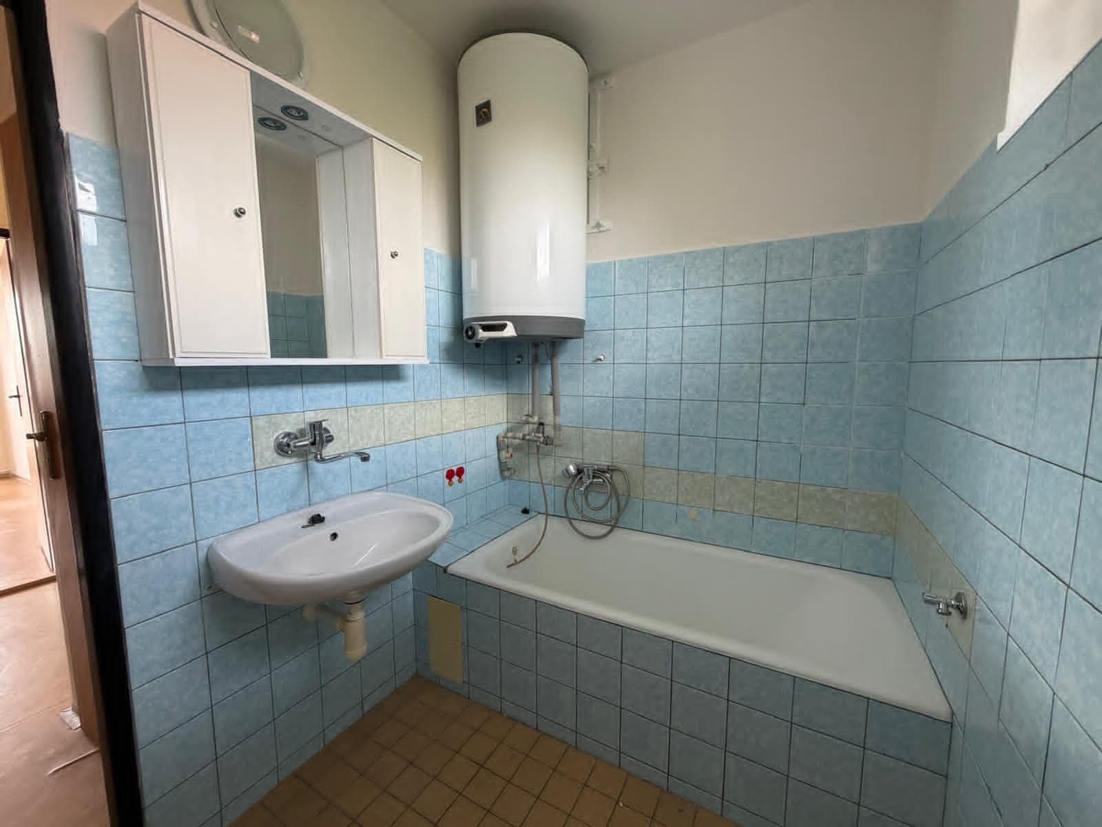 Prenájom bytu 3-izbový 65 m², Horova, Říčany, Středočeský kraj Prenájom bytu 3-izbový 65 m², Horova, Říčany, Středočeský kraj