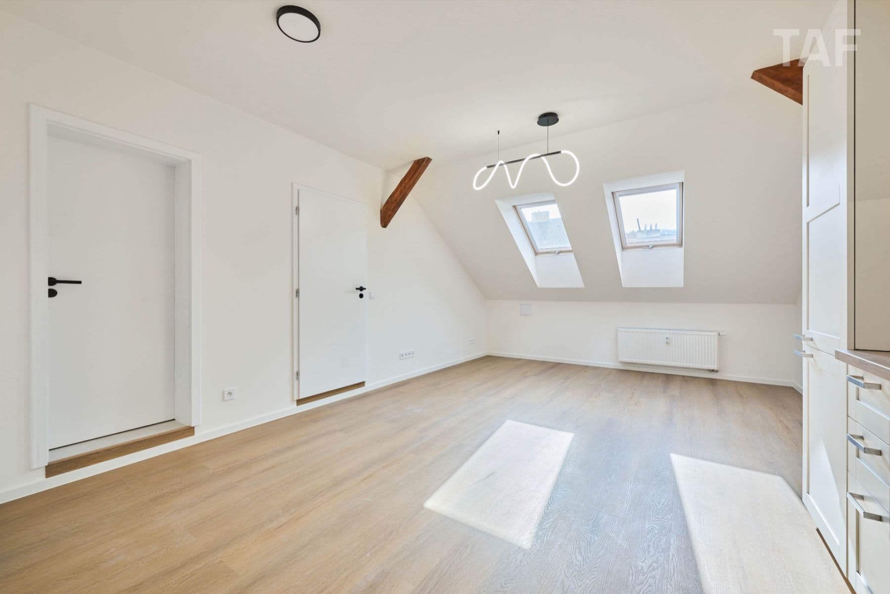 Predaj bytu 3-izbový 81 m², Plzeňská, Praha, Praha Predaj bytu 3-izbový 81 m², Plzeňská, Praha, Praha