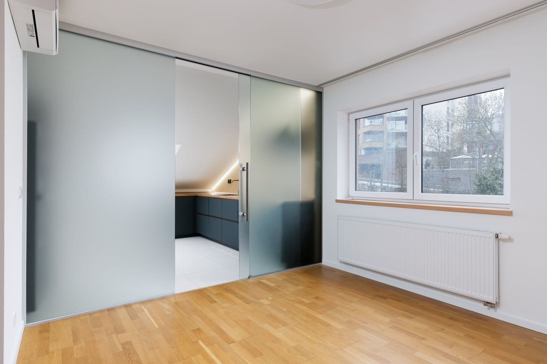 Prenájom bytu 3-izbový 63 m², Na Popelce, Praha, Praha Prenájom bytu 3-izbový 63 m², Na Popelce, Praha, Praha