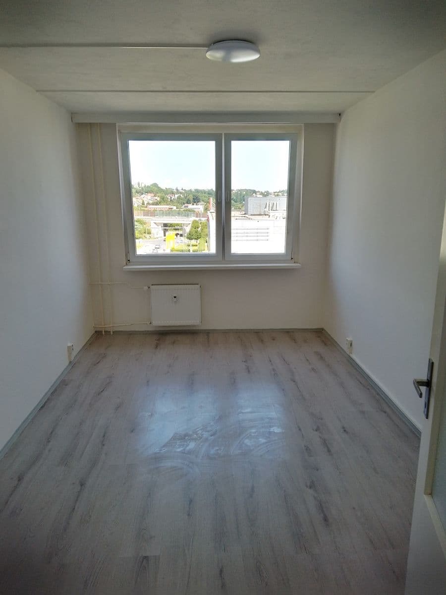 Prenájom bytu 2-izbový 39 m², Bryksova, Praha, Praha Prenájom bytu 2-izbový 39 m², Bryksova, Praha, Praha
