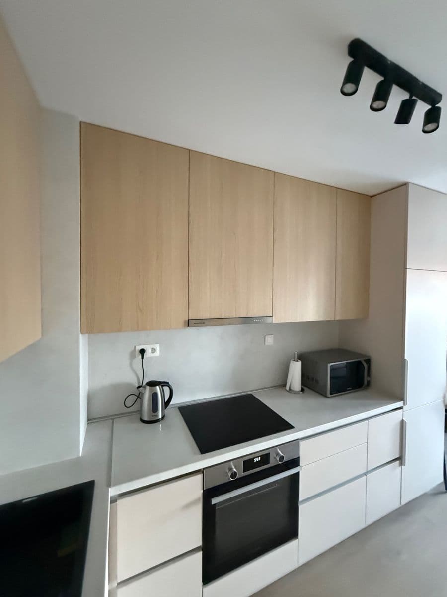 Prenájom bytu 2-izbový 35 m², Bernolákova, Trnava, Trnavský kraj Prenájom bytu 2-izbový 35 m², Bernolákova, Trnava, Trnavský kraj