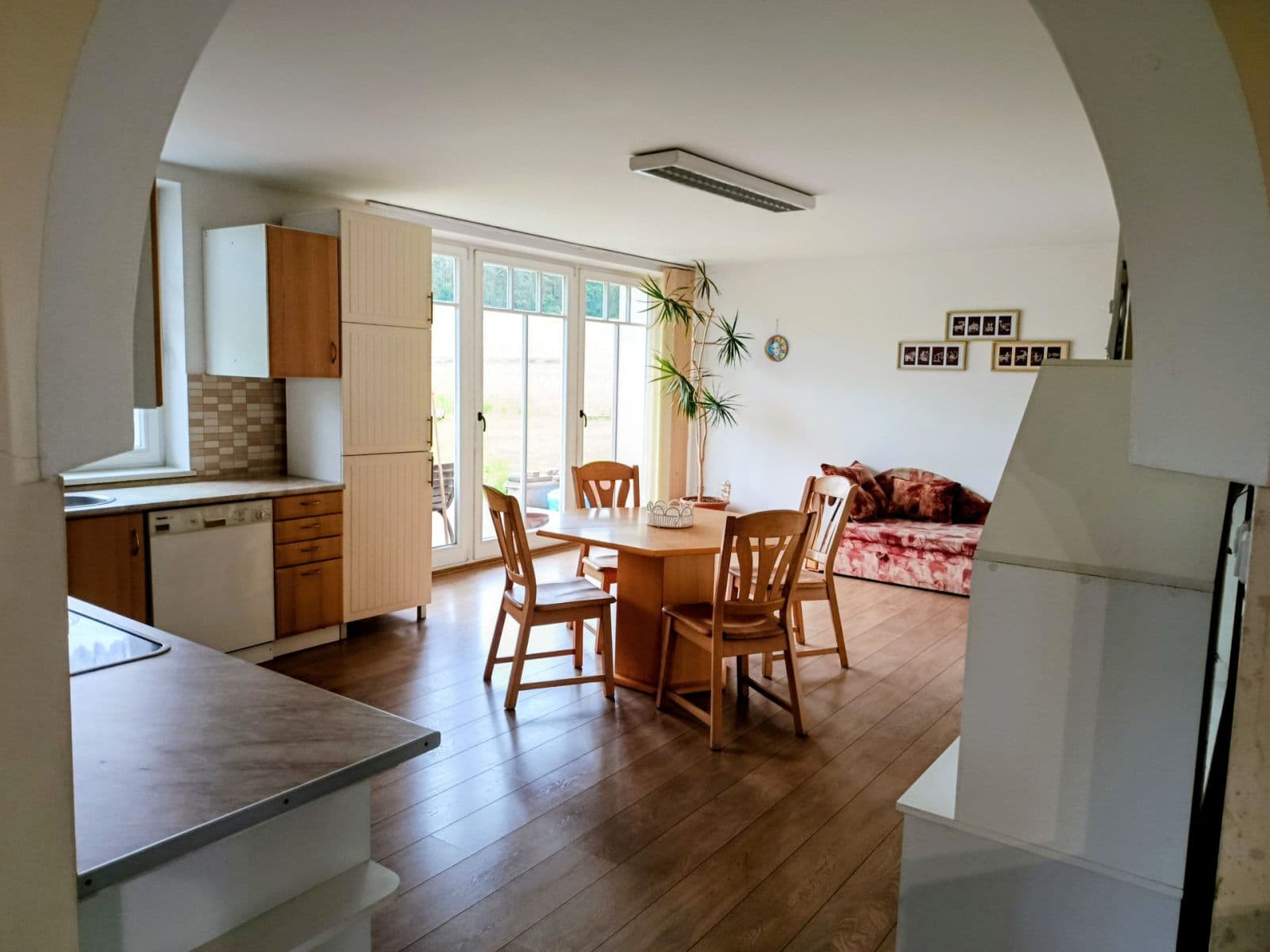 Predaj domu 155 m², pozemek 1.436 m², Sousedovice, Jihočeský kraj Predaj domu 155 m², pozemek 1.436 m², Sousedovice, Jihočeský kraj