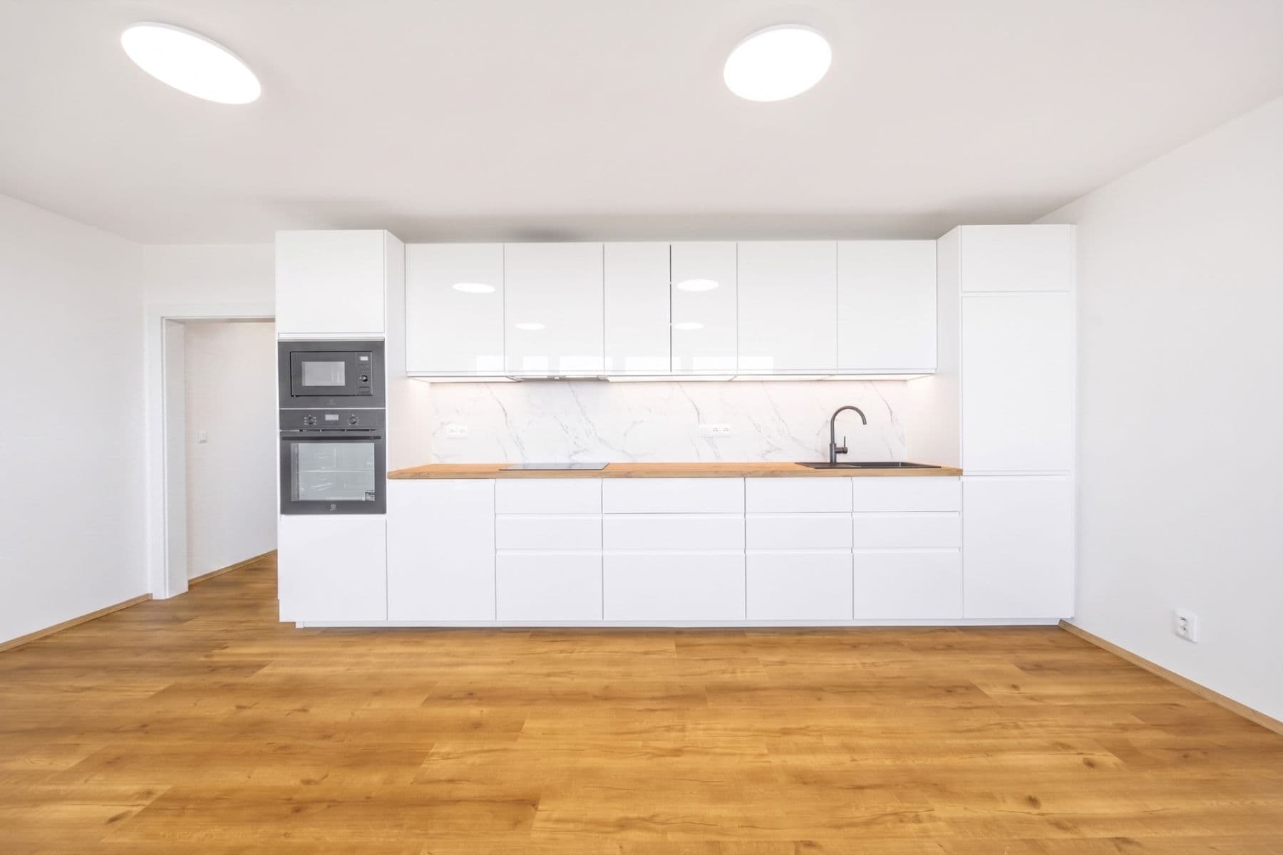 Predaj bytu 3-izbový 80 m², Daškova, Praha, Praha Predaj bytu 3-izbový 80 m², Daškova, Praha, Praha