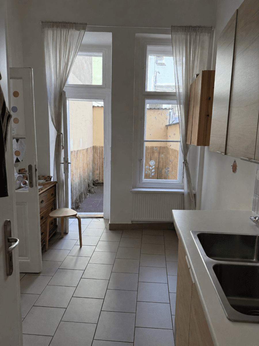 Prenájom bytu 1-izbový 40 m², Opatovická, Praha, Praha Prenájom bytu 1-izbový 40 m², Opatovická, Praha, Praha
