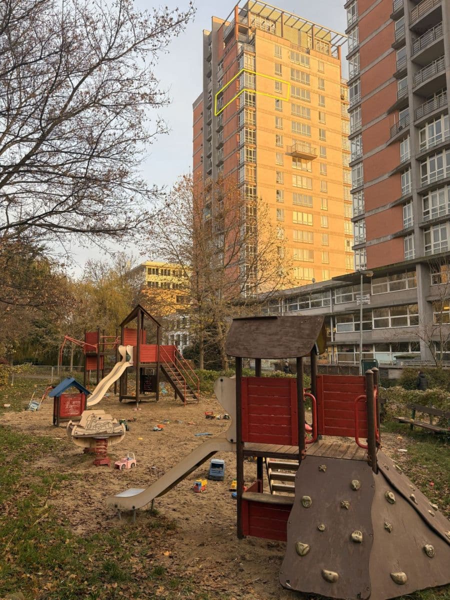 Prenájom bytu 3-izbový 74 m², Vinohradská, Praha, Praha Prenájom bytu 3-izbový 74 m², Vinohradská, Praha, Praha