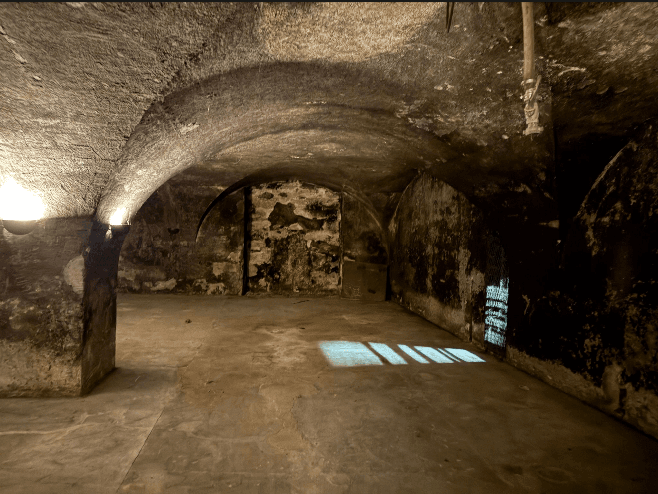 Prenájom nebytového priestoru 1.250 m², Kaiserstraße 4a, Rüdesheim am Rhein, Hesensko Prenájom nebytového priestoru 1.250 m², Kaiserstraße 4a, Rüdesheim am Rhein, Hesensko