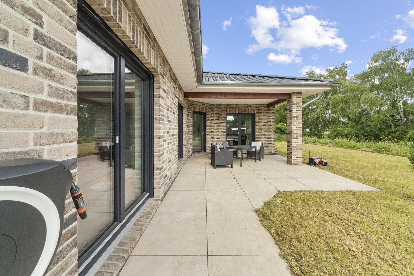 Predaj domu 167 m², pozemek 645 m², Wathlingen, Dolné Sasko Predaj domu 167 m², pozemek 645 m², Wathlingen, Dolné Sasko