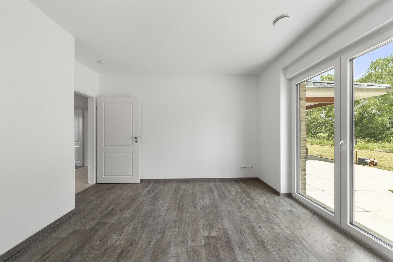 Predaj domu 167 m², pozemek 645 m², Wathlingen, Dolné Sasko Predaj domu 167 m², pozemek 645 m², Wathlingen, Dolné Sasko