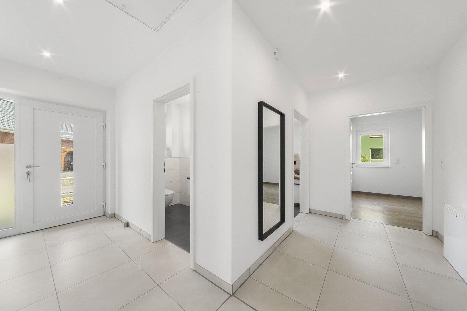 Predaj domu 167 m², pozemek 645 m², Wathlingen, Dolné Sasko Predaj domu 167 m², pozemek 645 m², Wathlingen, Dolné Sasko