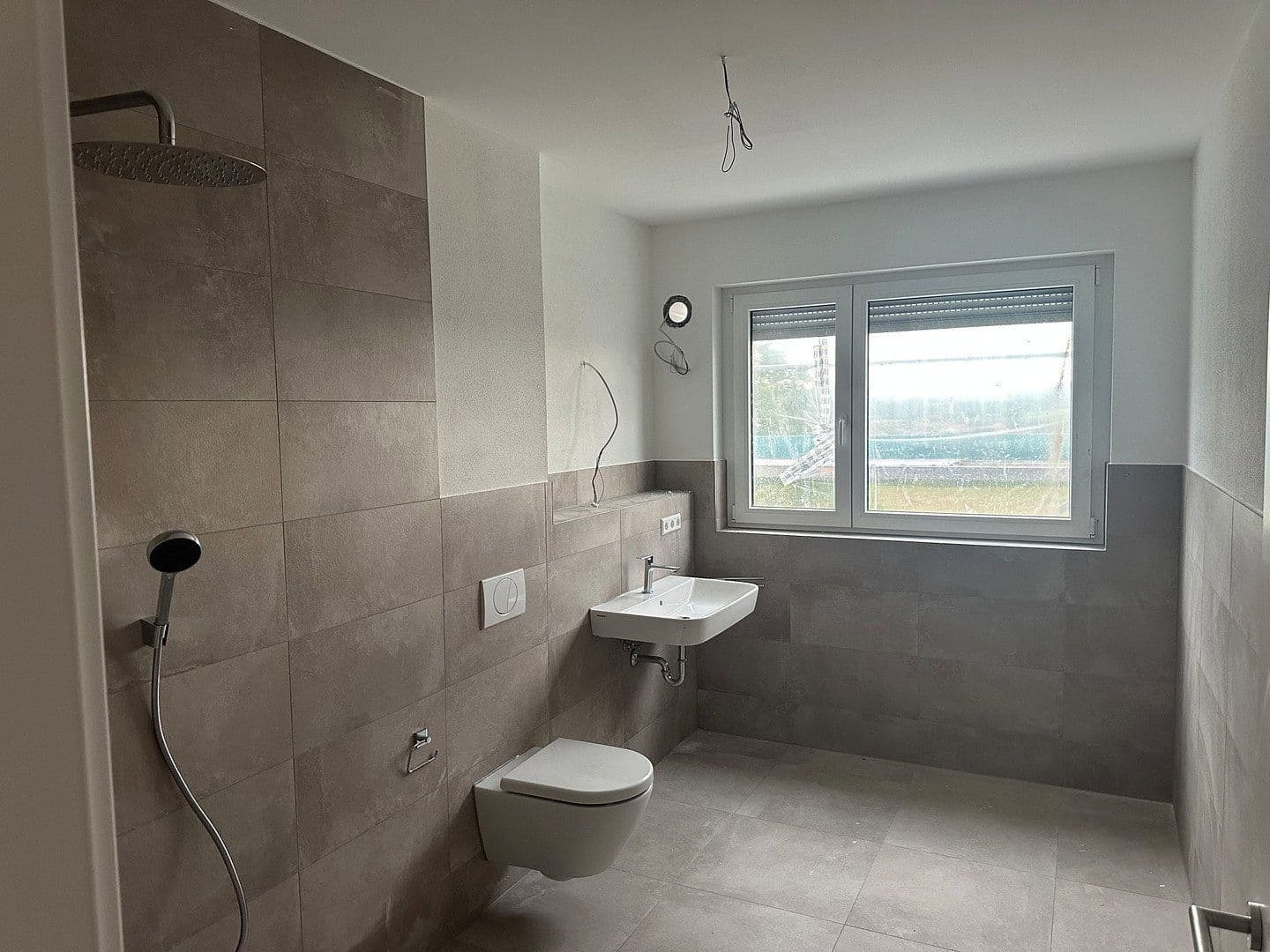 Prenájom bytu 3-izbový 147 m², Hühnlesäcker 4, 74360 Ilfeld, Ilsfeld, Bádensko-Wurttembersko Prenájom bytu 3-izbový 147 m², Hühnlesäcker 4, 74360 Ilfeld, Ilsfeld, Bádensko-Wurttembersko