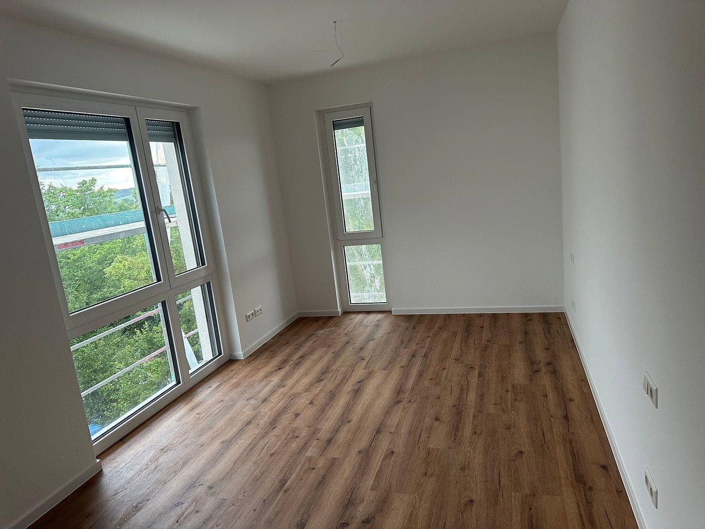 Prenájom bytu 3-izbový 147 m², Hühnlesäcker 4, 74360 Ilfeld, Ilsfeld, Bádensko-Wurttembersko Prenájom bytu 3-izbový 147 m², Hühnlesäcker 4, 74360 Ilfeld, Ilsfeld, Bádensko-Wurttembersko