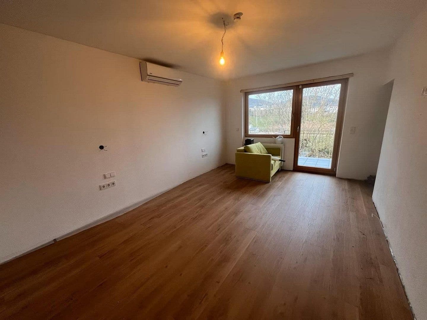 Predaj domu 196 m², pozemek 1.382 m², Oberthal, Sársko Predaj domu 196 m², pozemek 1.382 m², Oberthal, Sársko