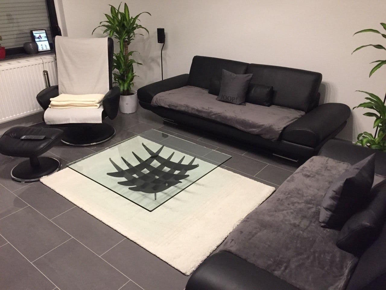 Prenájom bytu 2-izbový 60 m², Köln, Severné Porýnie - Westfálsko Prenájom bytu 2-izbový 60 m², Köln, Severné Porýnie - Westfálsko
