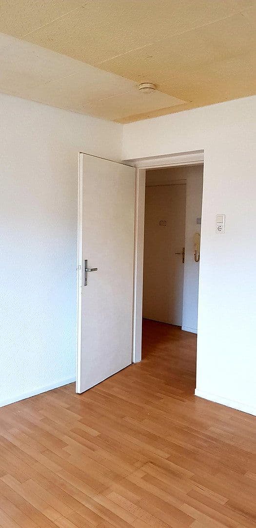 Prenájom bytu 2-izbový 47 m², Ludwigshafen, Porýnie-Falcko Prenájom bytu 2-izbový 47 m², Ludwigshafen, Porýnie-Falcko