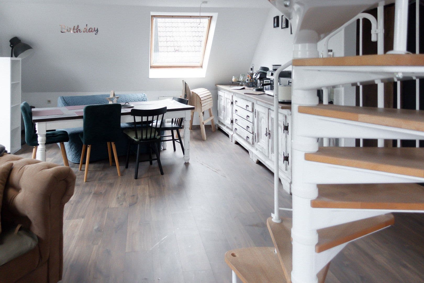 Predaj domu 250 m², pozemek 689 m², Heddesbach, Bádensko-Wurttembersko Predaj domu 250 m², pozemek 689 m², Heddesbach, Bádensko-Wurttembersko