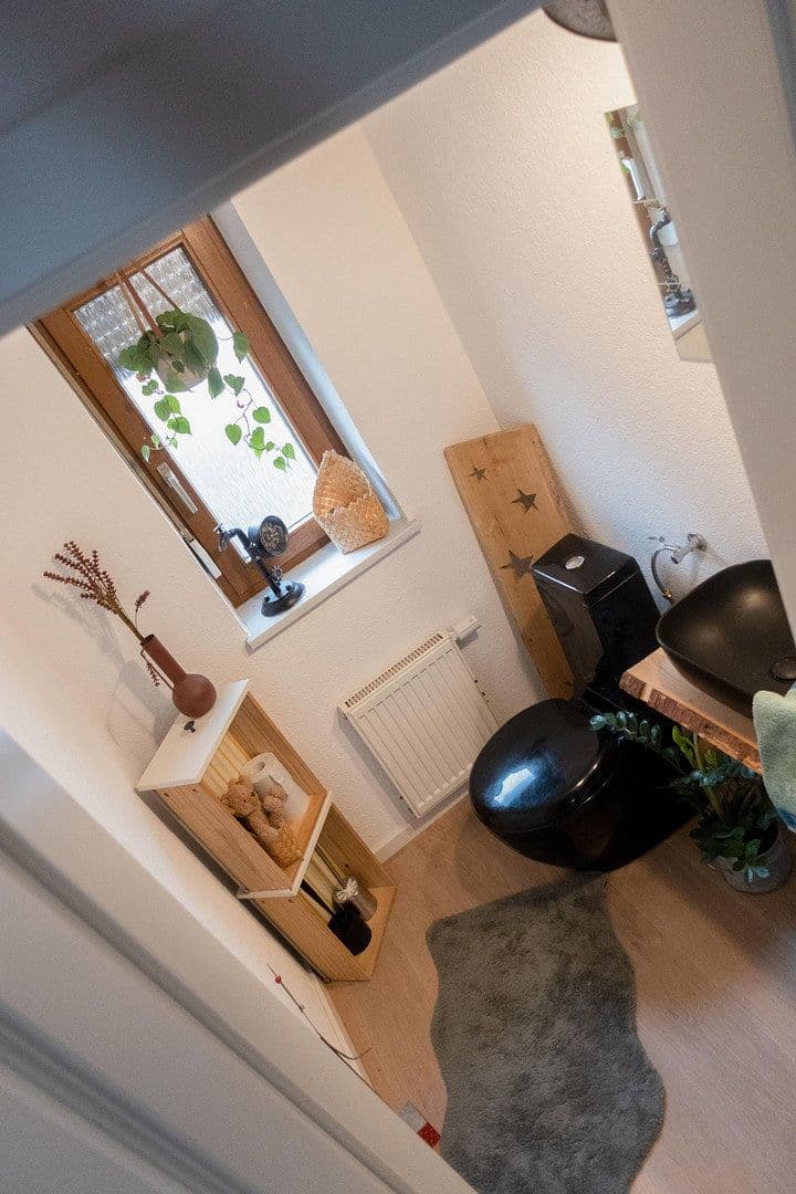 Predaj domu 250 m², pozemek 689 m², Heddesbach, Bádensko-Wurttembersko Predaj domu 250 m², pozemek 689 m², Heddesbach, Bádensko-Wurttembersko