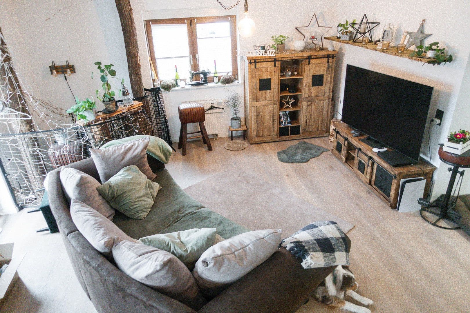 Predaj domu 250 m², pozemek 689 m², Heddesbach, Bádensko-Wurttembersko Predaj domu 250 m², pozemek 689 m², Heddesbach, Bádensko-Wurttembersko