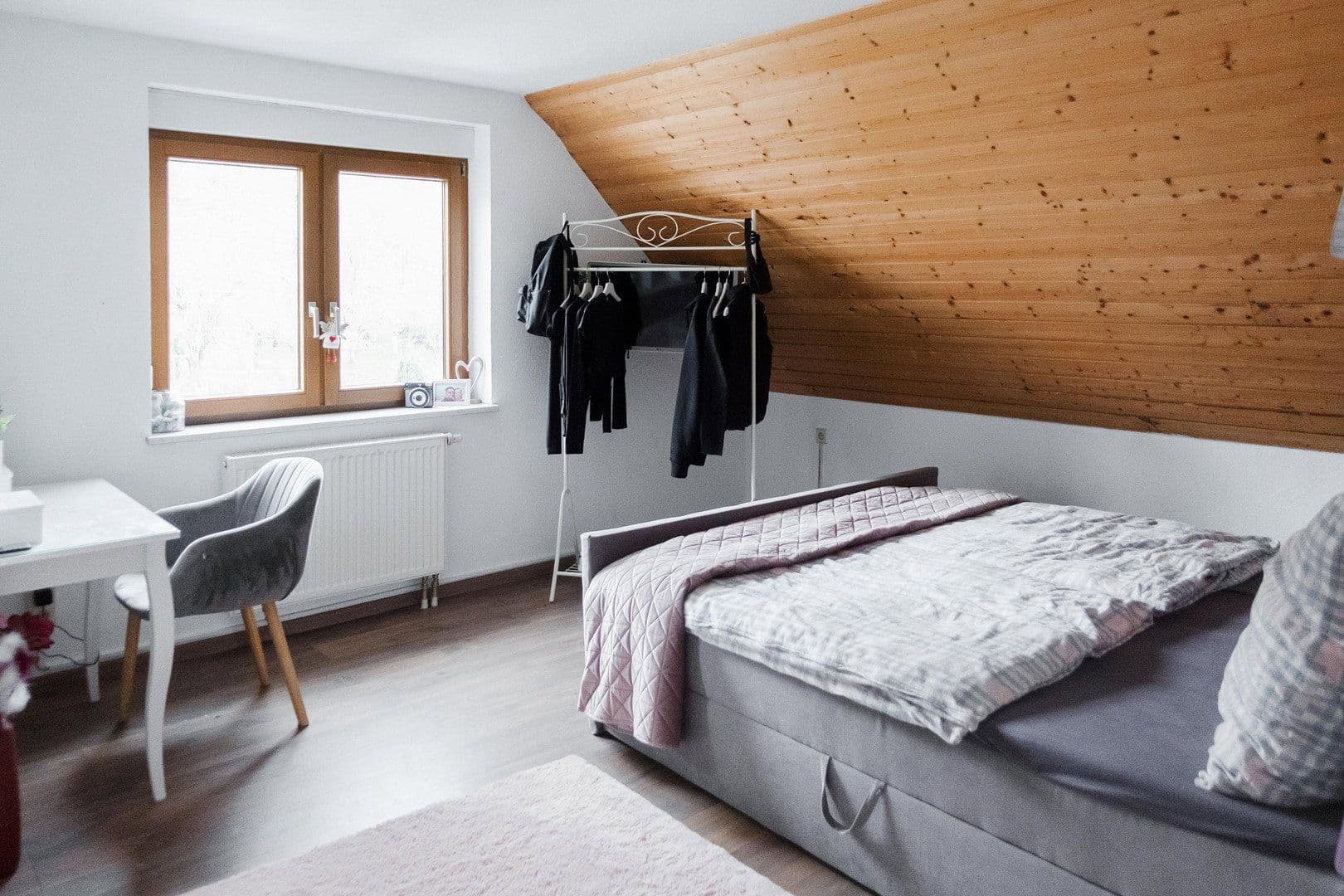 Predaj domu 250 m², pozemek 689 m², Heddesbach, Bádensko-Wurttembersko Predaj domu 250 m², pozemek 689 m², Heddesbach, Bádensko-Wurttembersko