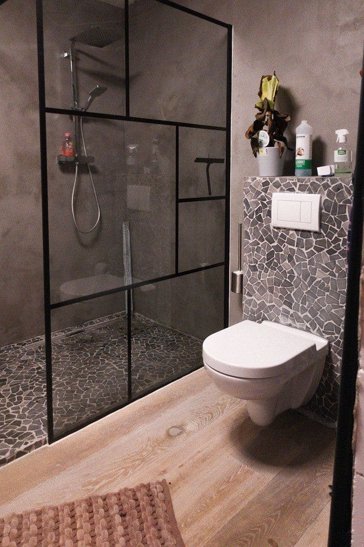 Predaj domu 250 m², pozemek 689 m², Heddesbach, Bádensko-Wurttembersko Predaj domu 250 m², pozemek 689 m², Heddesbach, Bádensko-Wurttembersko