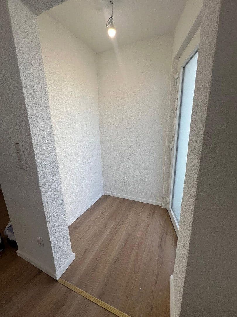 Prenájom bytu 2-izbový 55 m², Obere Hauptstrasse, Lustadt, Porýnie-Falcko Prenájom bytu 2-izbový 55 m², Obere Hauptstrasse, Lustadt, Porýnie-Falcko