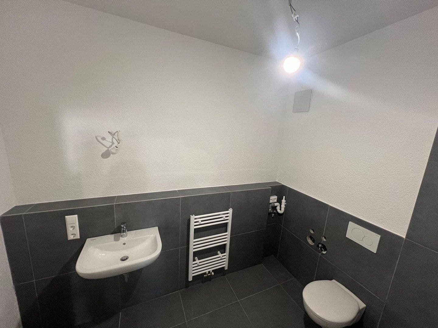Prenájom bytu 2-izbový 55 m², Obere Hauptstrasse, Lustadt, Porýnie-Falcko Prenájom bytu 2-izbový 55 m², Obere Hauptstrasse, Lustadt, Porýnie-Falcko