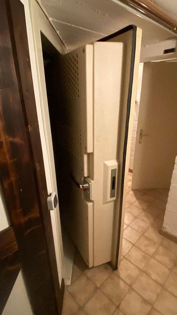 Predaj domu 248 m², pozemek 2.428 m², Bad Schwartau, Šlezvicko-Holštajnsko Predaj domu 248 m², pozemek 2.428 m², Bad Schwartau, Šlezvicko-Holštajnsko