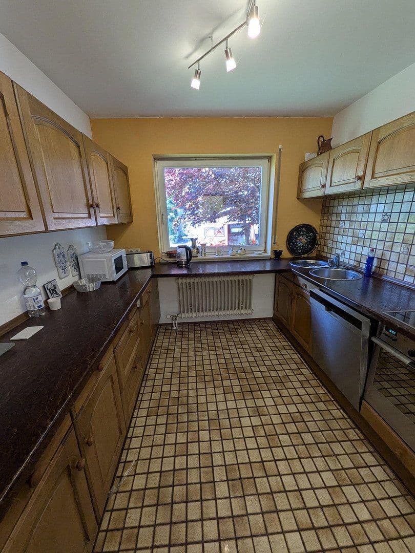 Predaj domu 162 m², pozemek 461 m², Wiesbaden, Hesensko Predaj domu 162 m², pozemek 461 m², Wiesbaden, Hesensko