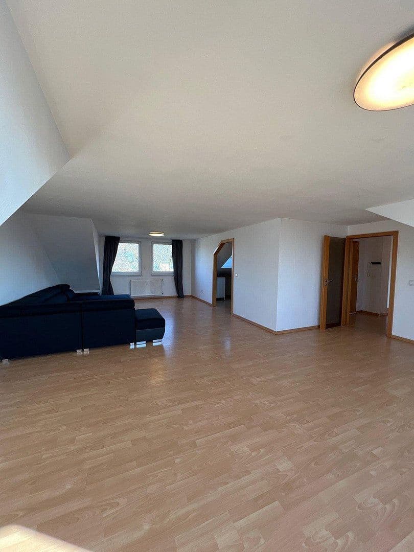 Prenájom bytu 4-izbový 113 m², Friedrich List str 26, Unna, Severné Porýnie - Westfálsko Prenájom bytu 4-izbový 113 m², Friedrich List str 26, Unna, Severné Porýnie - Westfálsko