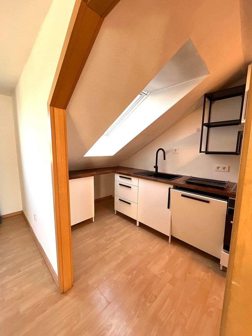 Prenájom bytu 4-izbový 113 m², Friedrich List str 26, Unna, Severné Porýnie - Westfálsko Prenájom bytu 4-izbový 113 m², Friedrich List str 26, Unna, Severné Porýnie - Westfálsko