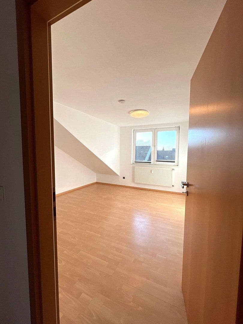 Prenájom bytu 4-izbový 113 m², Friedrich List str 26, Unna, Severné Porýnie - Westfálsko Prenájom bytu 4-izbový 113 m², Friedrich List str 26, Unna, Severné Porýnie - Westfálsko