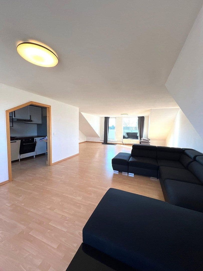 Prenájom bytu 4-izbový 113 m², Friedrich List str 26, Unna, Severné Porýnie - Westfálsko Prenájom bytu 4-izbový 113 m², Friedrich List str 26, Unna, Severné Porýnie - Westfálsko