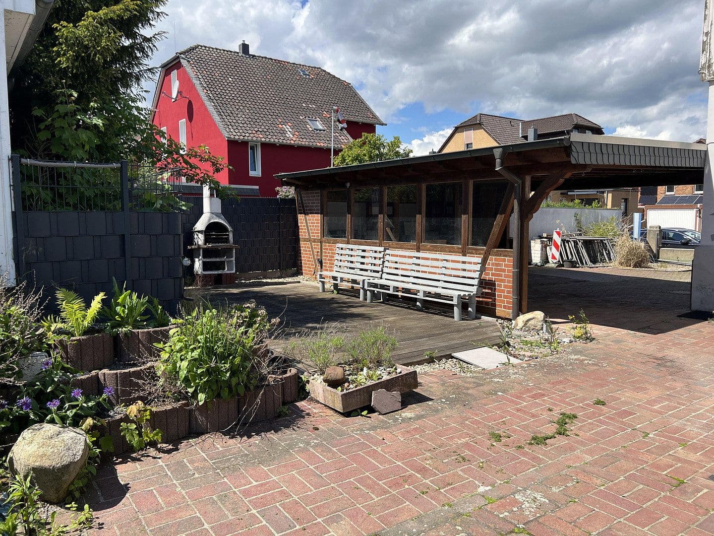 Predaj domu 140 m², pozemek 532 m², Zum Hallenbad 8, Ilsede, Dolné Sasko Predaj domu 140 m², pozemek 532 m², Zum Hallenbad 8, Ilsede, Dolné Sasko