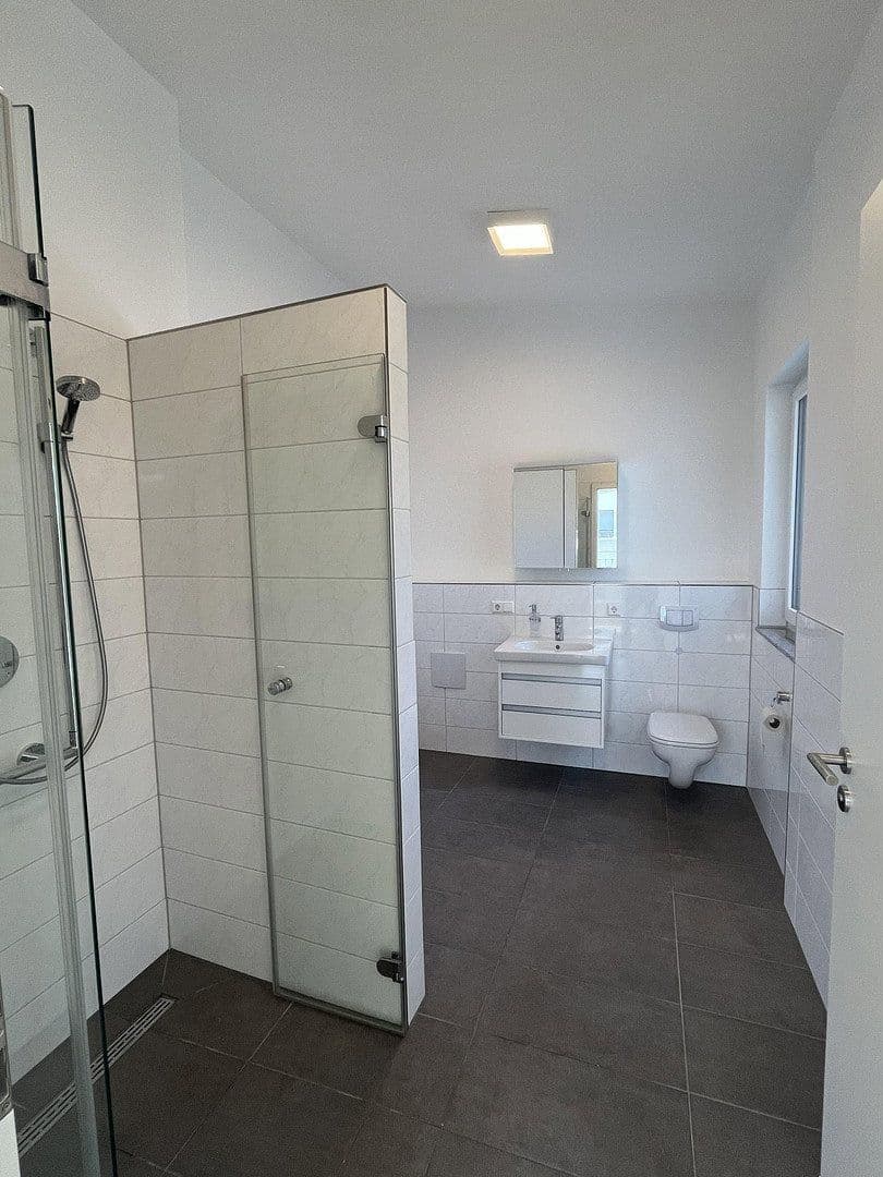 Prenájom bytu 4-izbový 106 m², Filderstadt, Bádensko-Wurttembersko Prenájom bytu 4-izbový 106 m², Filderstadt, Bádensko-Wurttembersko