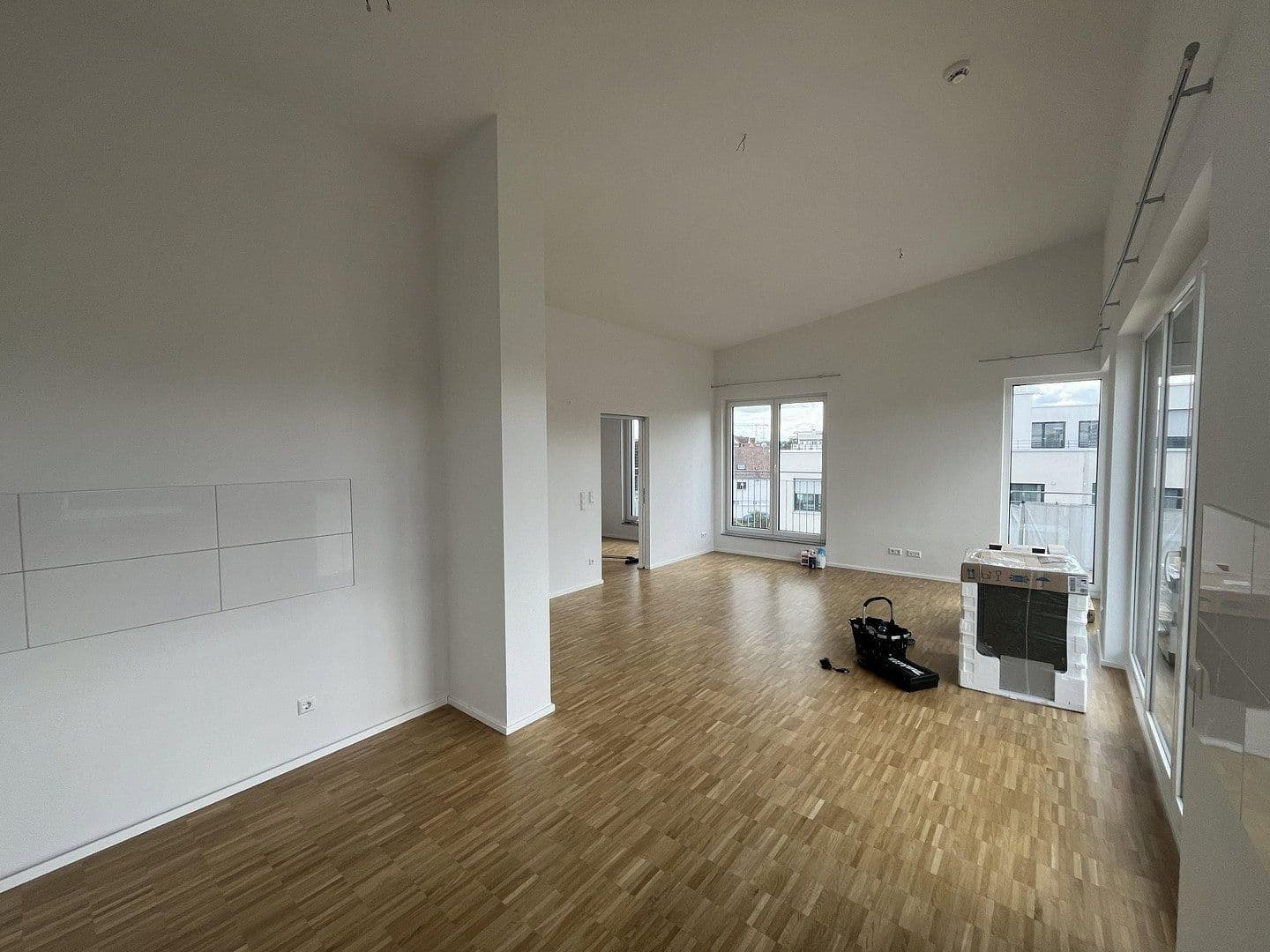 Prenájom bytu 4-izbový 106 m², Filderstadt, Bádensko-Wurttembersko Prenájom bytu 4-izbový 106 m², Filderstadt, Bádensko-Wurttembersko
