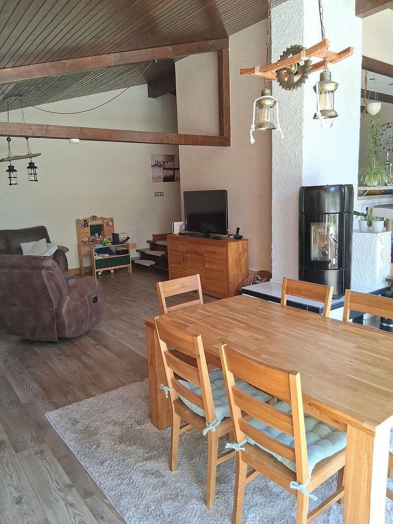Predaj domu 300 m², pozemek 1.300 m², Mandelbachtal, Sársko Predaj domu 300 m², pozemek 1.300 m², Mandelbachtal, Sársko
