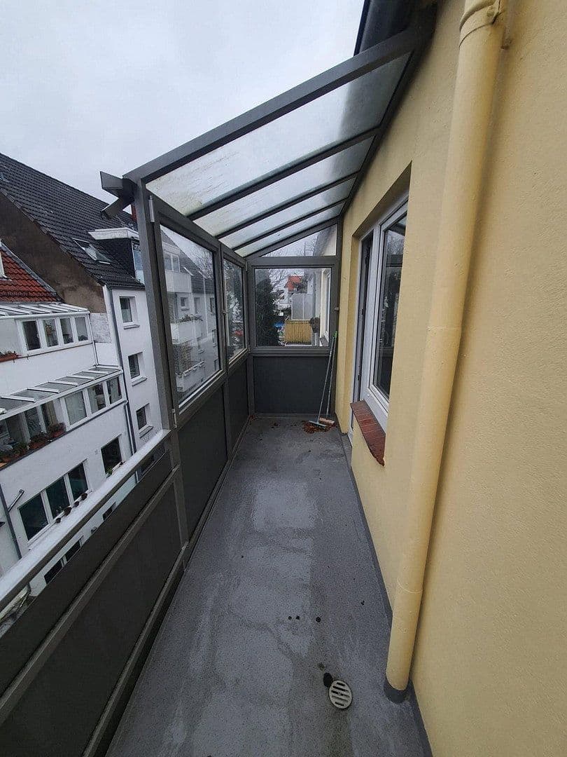 Prenájom bytu 3-izbový 71 m², Lübecker Str. 32, Bremen, Brémy Prenájom bytu 3-izbový 71 m², Lübecker Str. 32, Bremen, Brémy