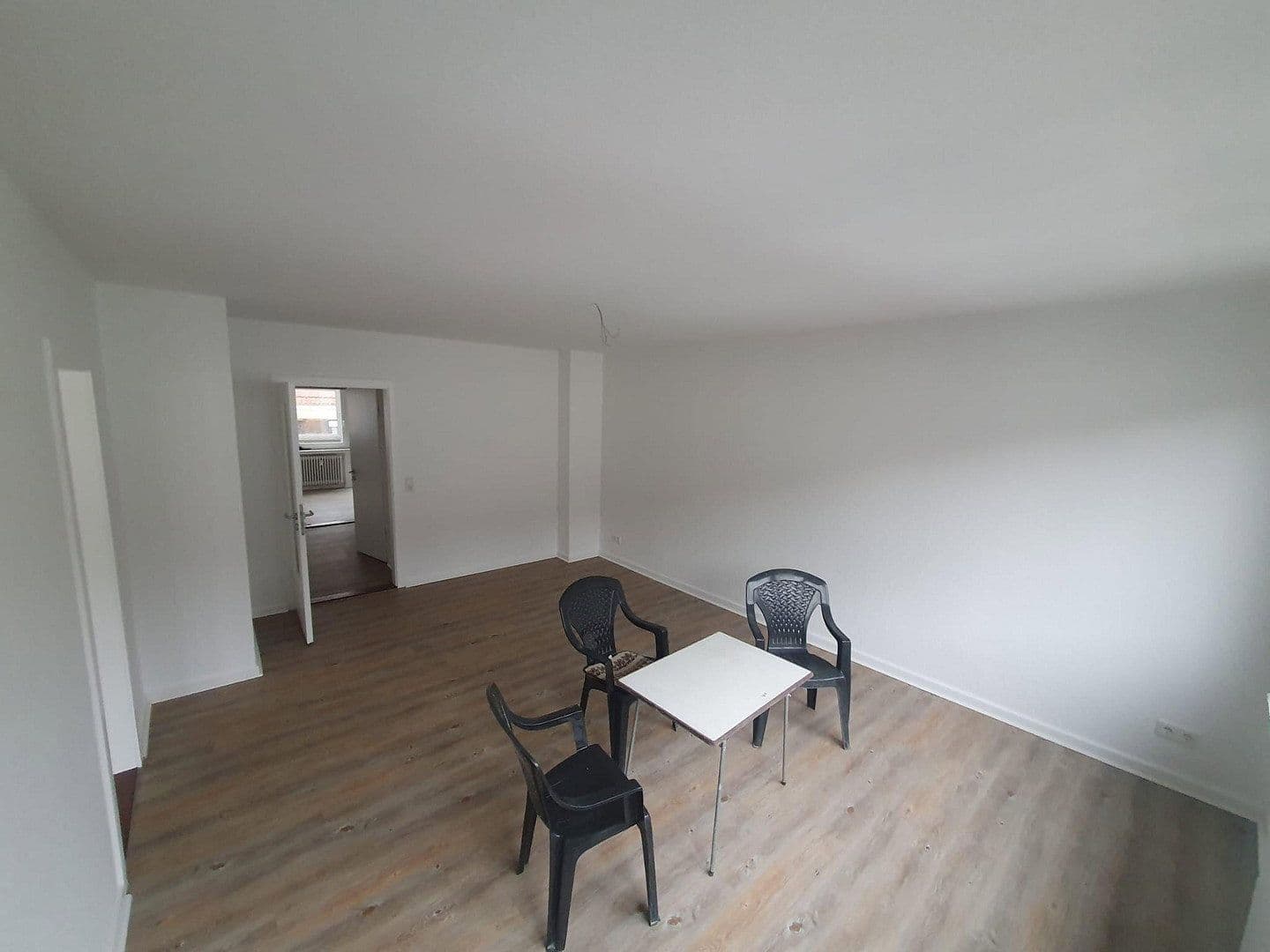 Prenájom bytu 3-izbový 71 m², Lübecker Str. 32, Bremen, Brémy Prenájom bytu 3-izbový 71 m², Lübecker Str. 32, Bremen, Brémy