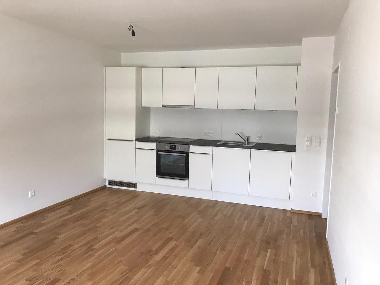 Prenájom bytu 2-izbový 52 m², Wien, Viedeň Prenájom bytu 2-izbový 52 m², Wien, Viedeň