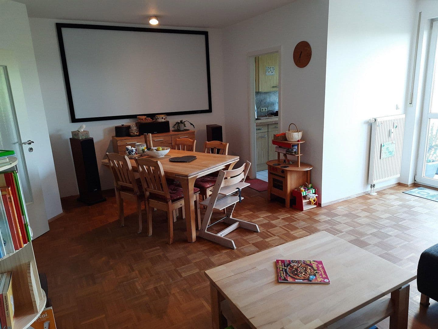 Predaj bytu 3-izbový 80 m², Raiffeisenstr. 17a, Bad Abbach, Bavorsko Predaj bytu 3-izbový 80 m², Raiffeisenstr. 17a, Bad Abbach, Bavorsko