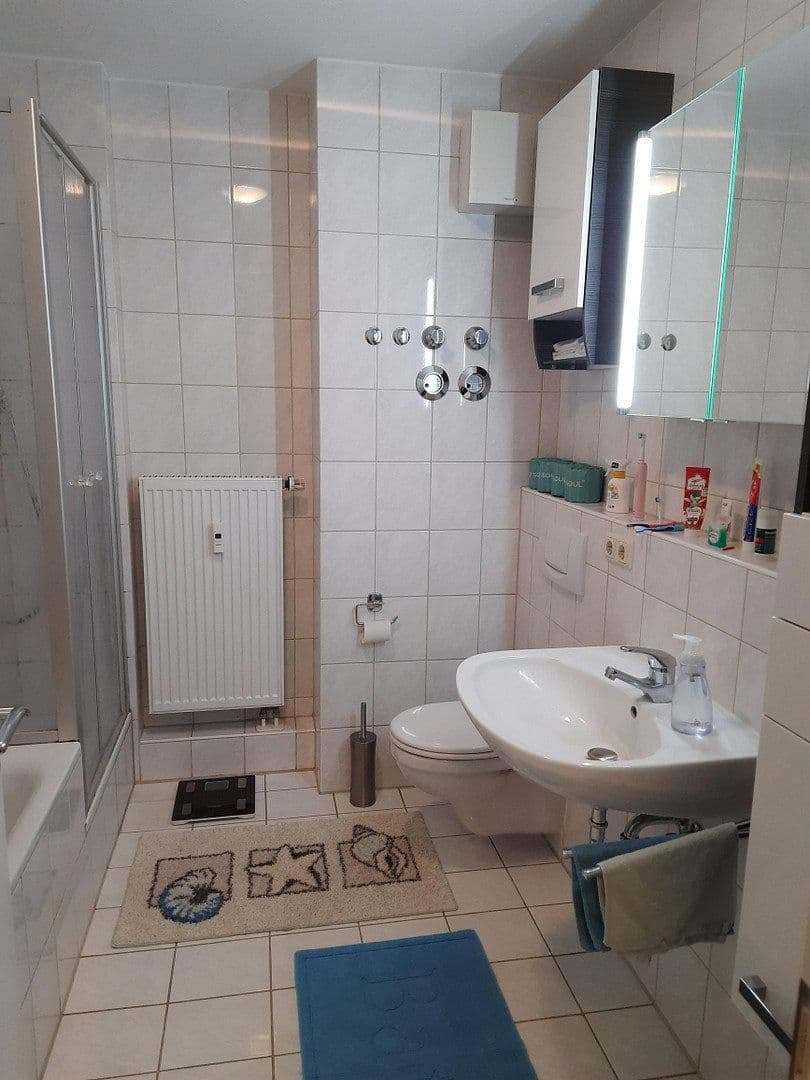 Predaj bytu 3-izbový 80 m², Raiffeisenstr. 17a, Bad Abbach, Bavorsko Predaj bytu 3-izbový 80 m², Raiffeisenstr. 17a, Bad Abbach, Bavorsko